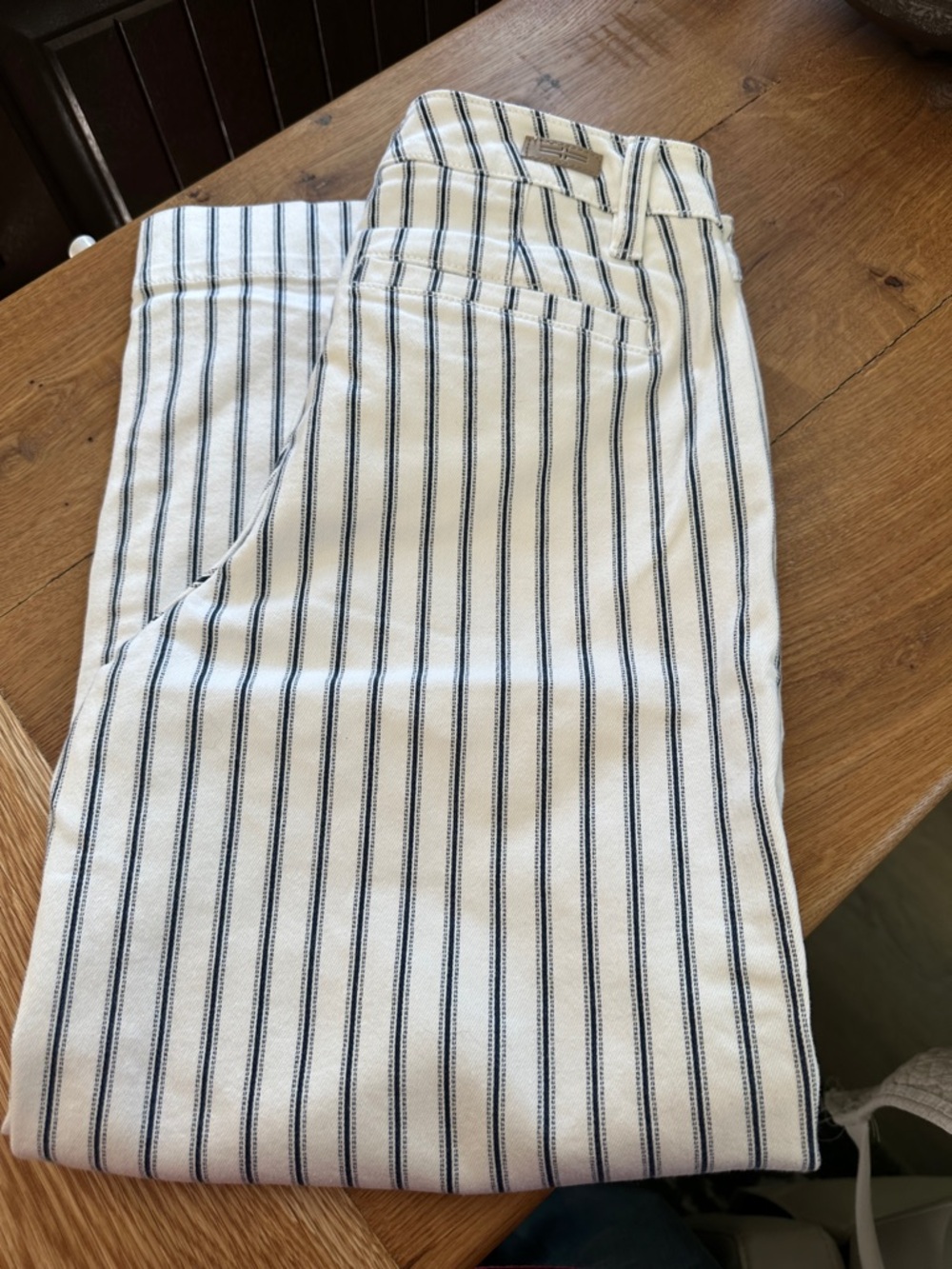 Liverpool White Jeans with Navy Vertical Stripes — Cropped Ankle - Picture 2 of 3